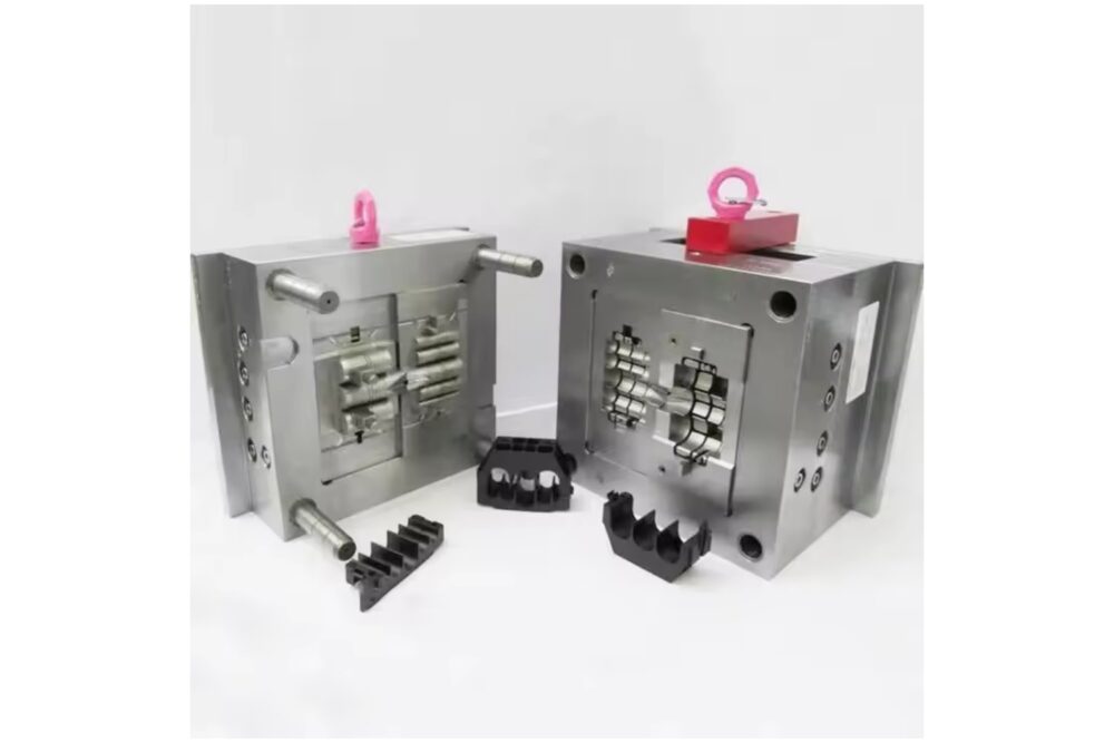 Plastic molds for mold makers, plastic injection molds, custom cheap molds for electronic instruments